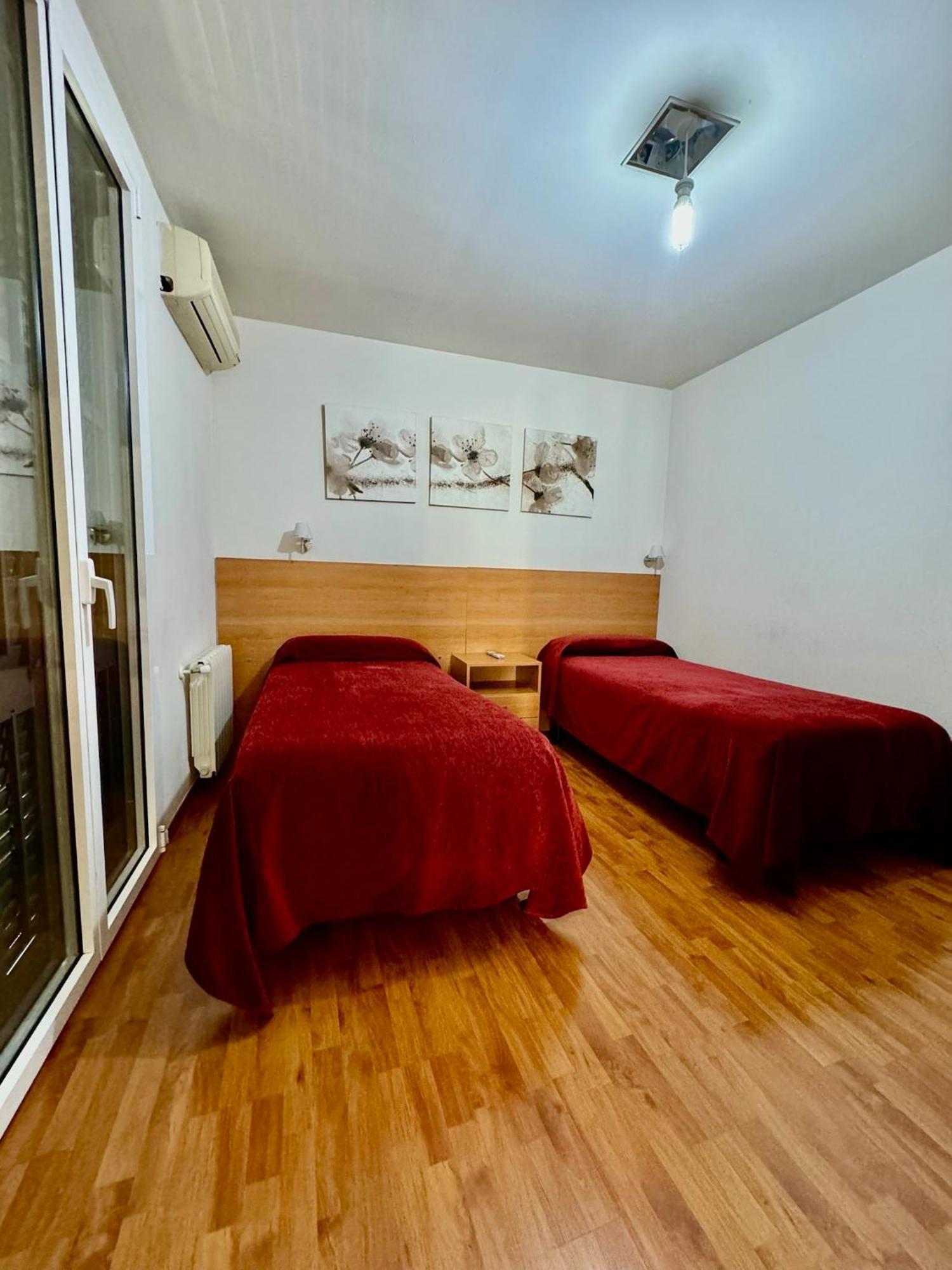Hostal Madrazo Barcelona Exterior photo
