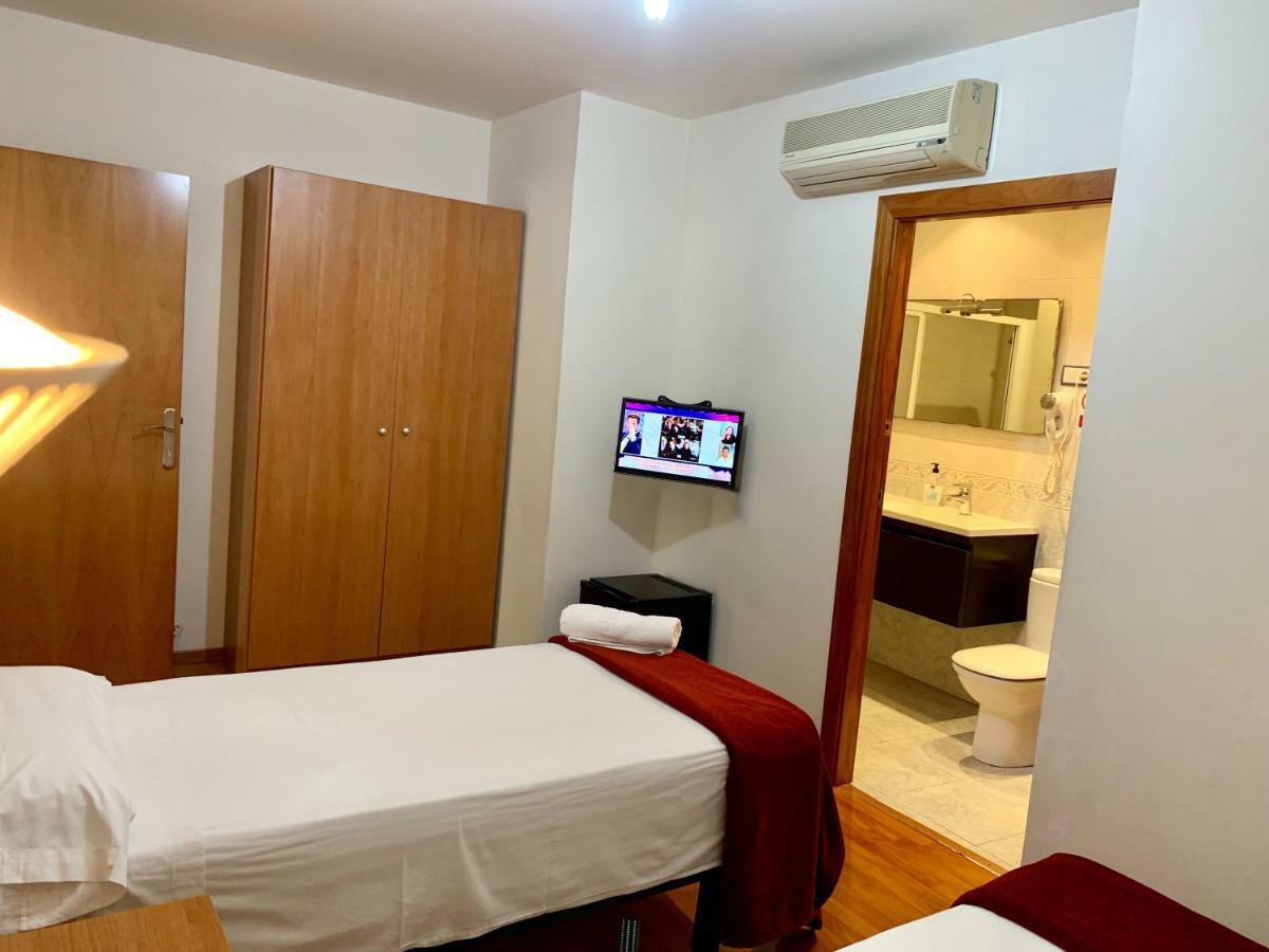 Hostal Madrazo Barcelona Exterior photo